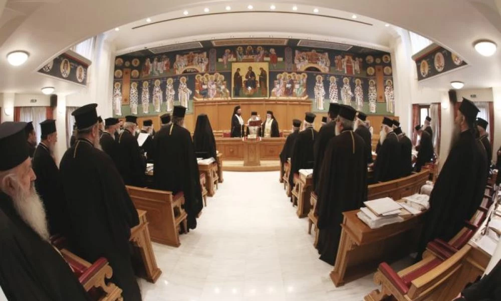 Έρευνα Metron Analysis: Κατρακύλησε η Εκκλησία πιο χαμηλά από ποτέ